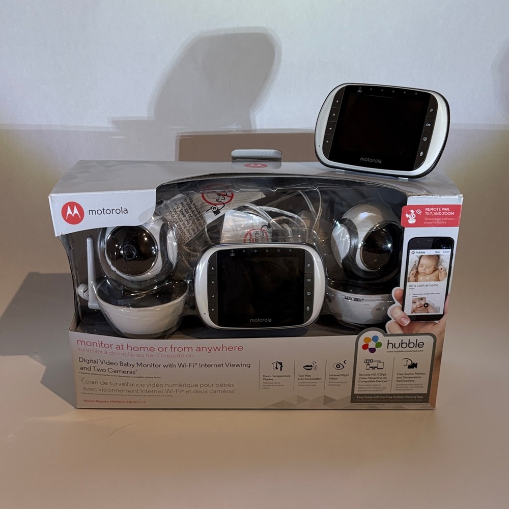 Motorola Baby Monitor (additional monitor included)